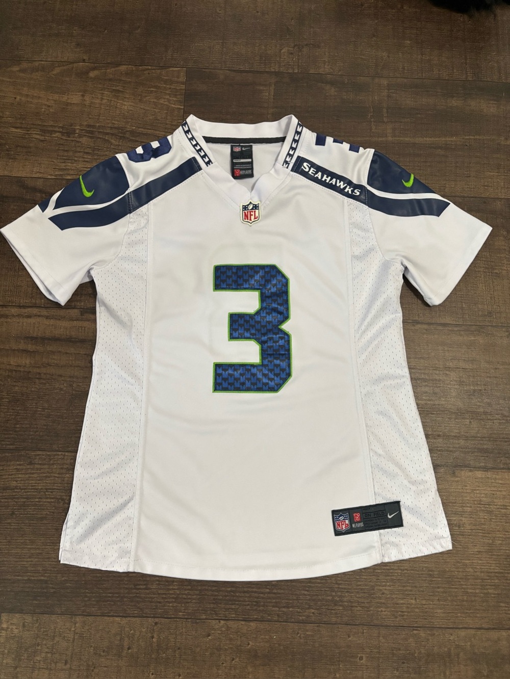 Nike NFL White/Blue Seattle Seahawks Russell Wilson #3 Size S